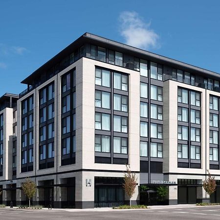Holman Riverfront Park Hotel Salem, Tapestry By Hilton エクステリア 写真
